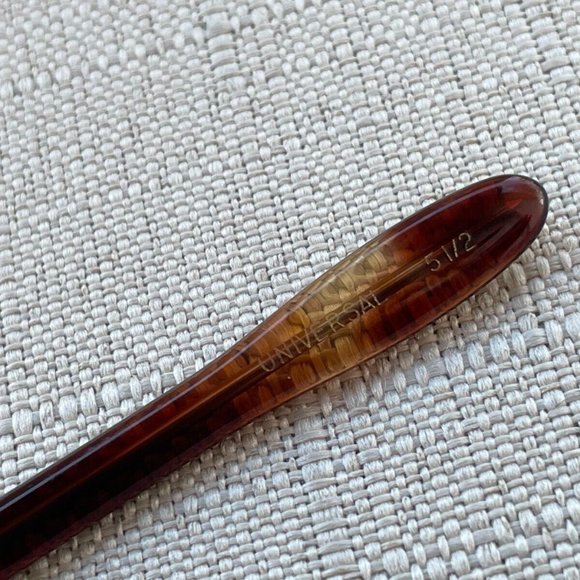 Vintage Universal Women Sunglasses Brown Eye Wear 51/2 UCD 2130 52[]20